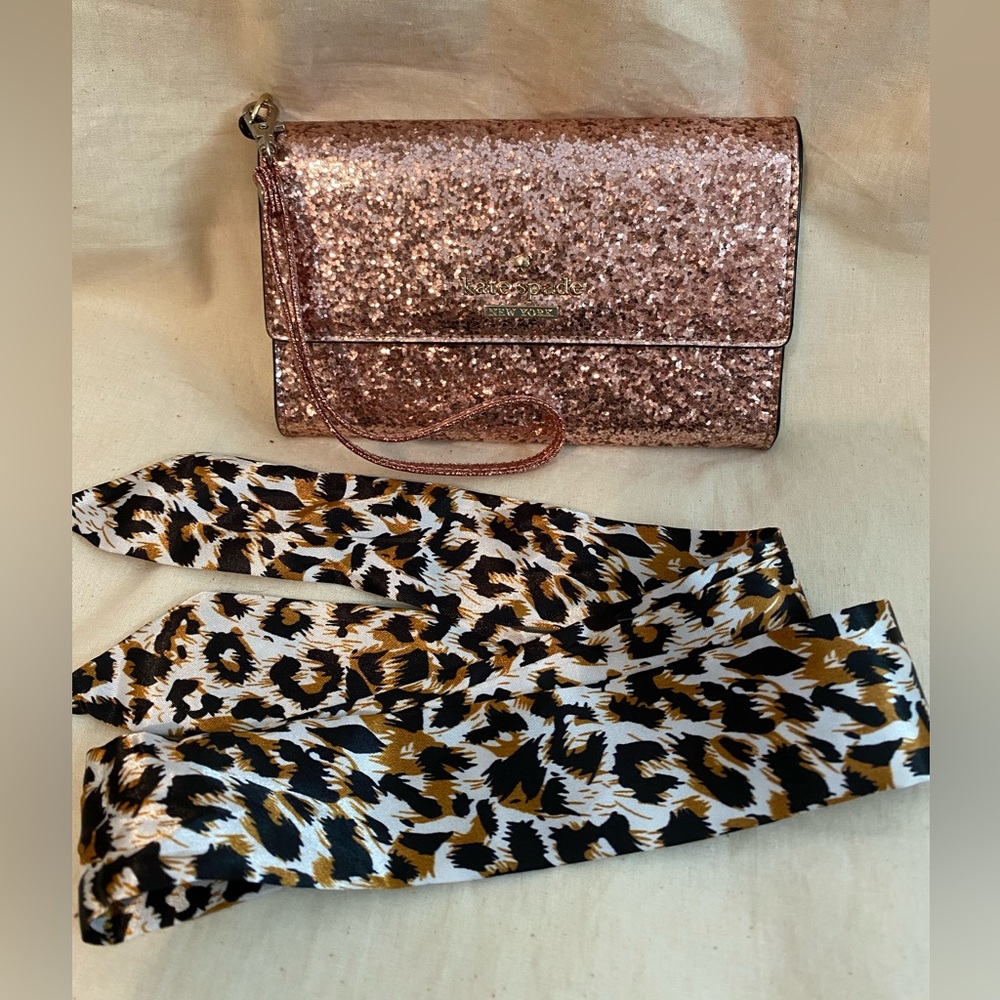 EUC Kate Spade Rose Gold Wallet & Twilly